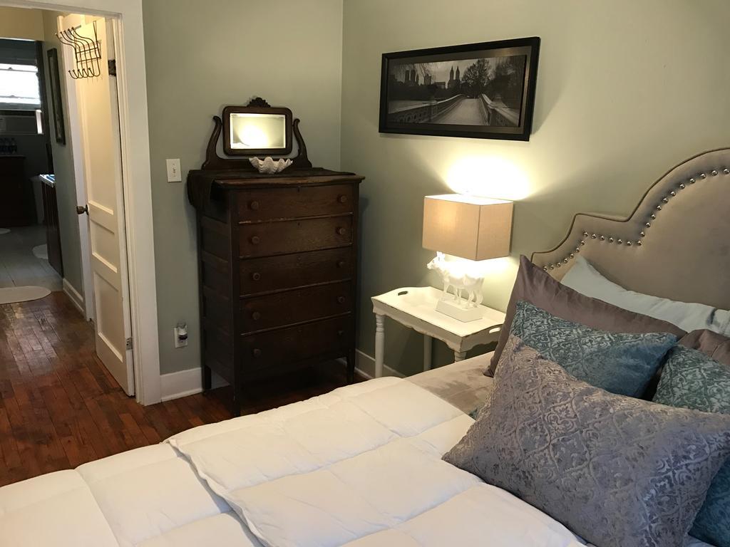 Vineyard Mansion Carriage House * Saint Joseph